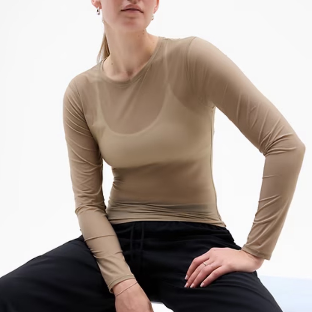 ATHLETA Apero Mesh Long Sleeve Top Size Medium